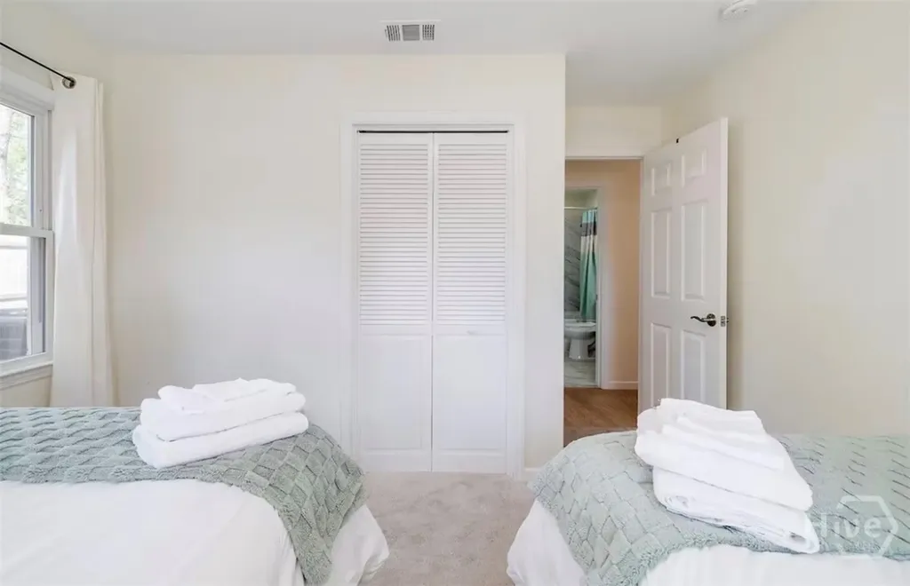 4 Ossabaw Road Savannah GA 31410