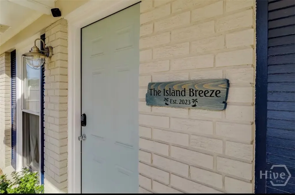4 Ossabaw Road Savannah GA 31410
