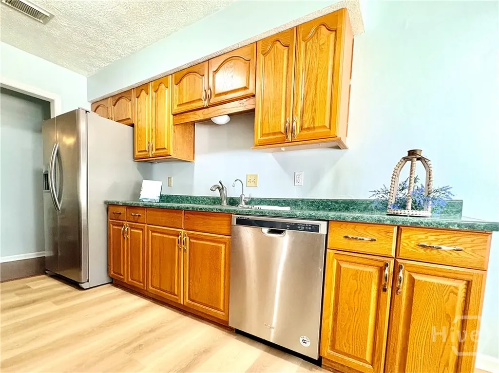 208 Westminister Road Savannah GA 31419