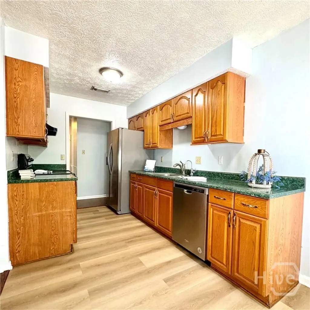 208 Westminister Road Savannah GA 31419