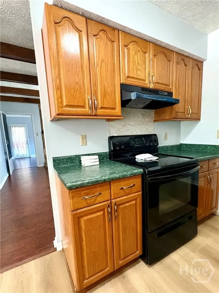 208 Westminister Road Savannah GA 31419