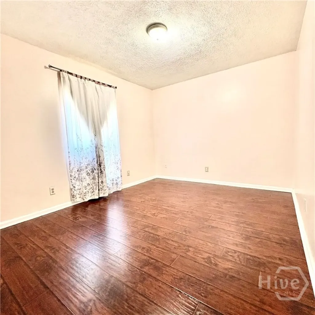 208 Westminister Road Savannah GA 31419