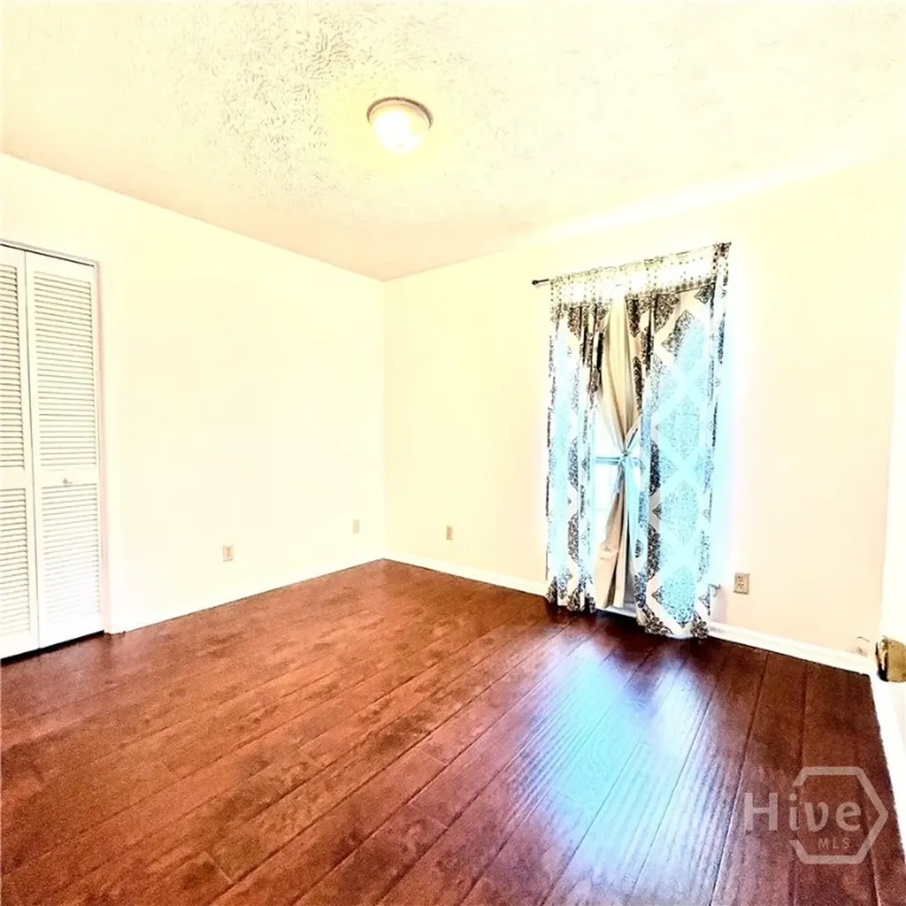 208 Westminister Road Savannah GA 31419