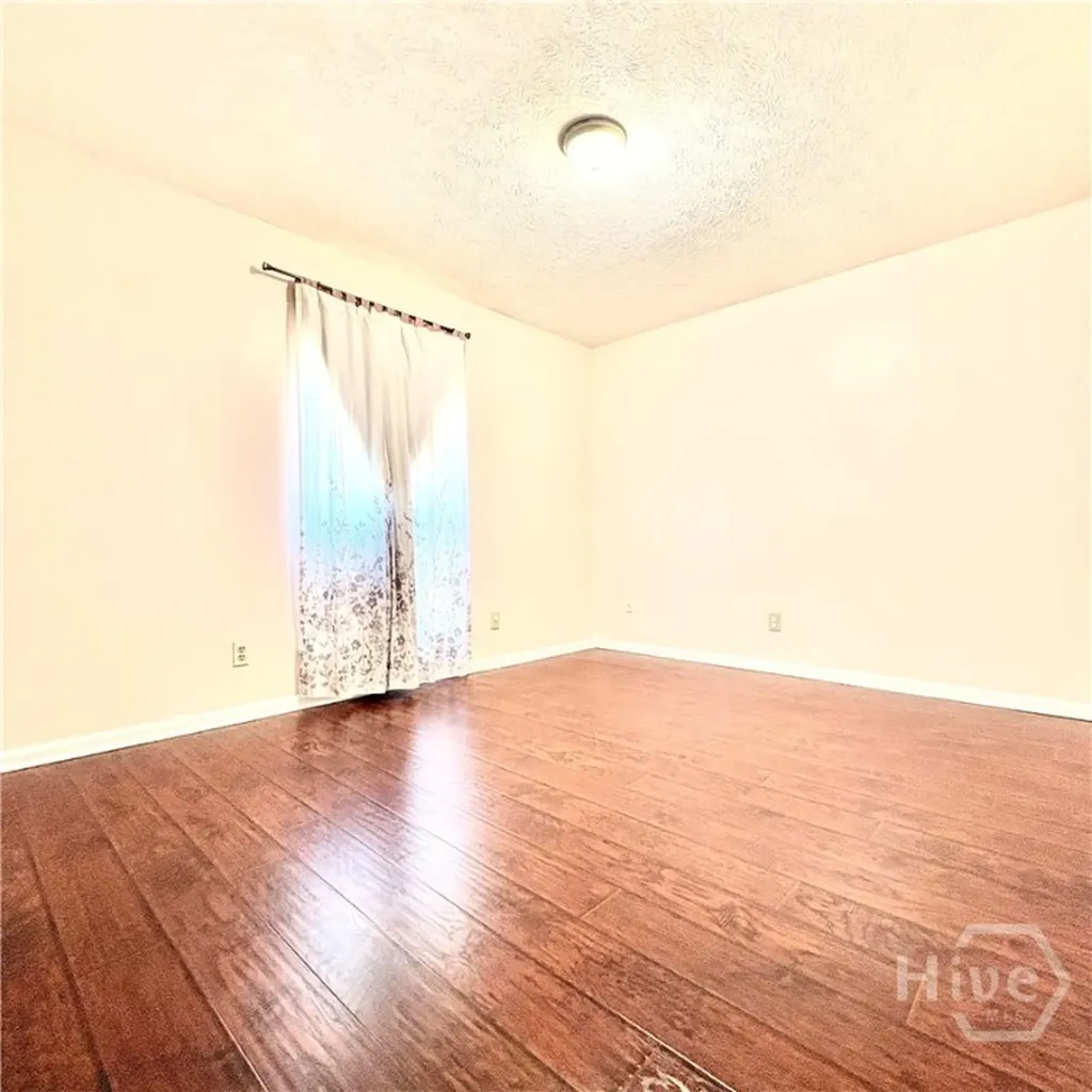 208 Westminister Road Savannah GA 31419