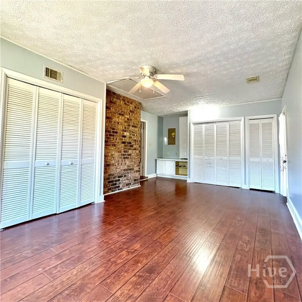 208 Westminister Road Savannah GA 31419