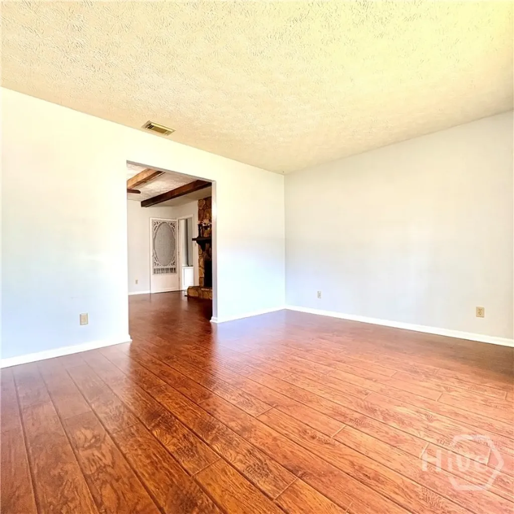 208 Westminister Road Savannah GA 31419