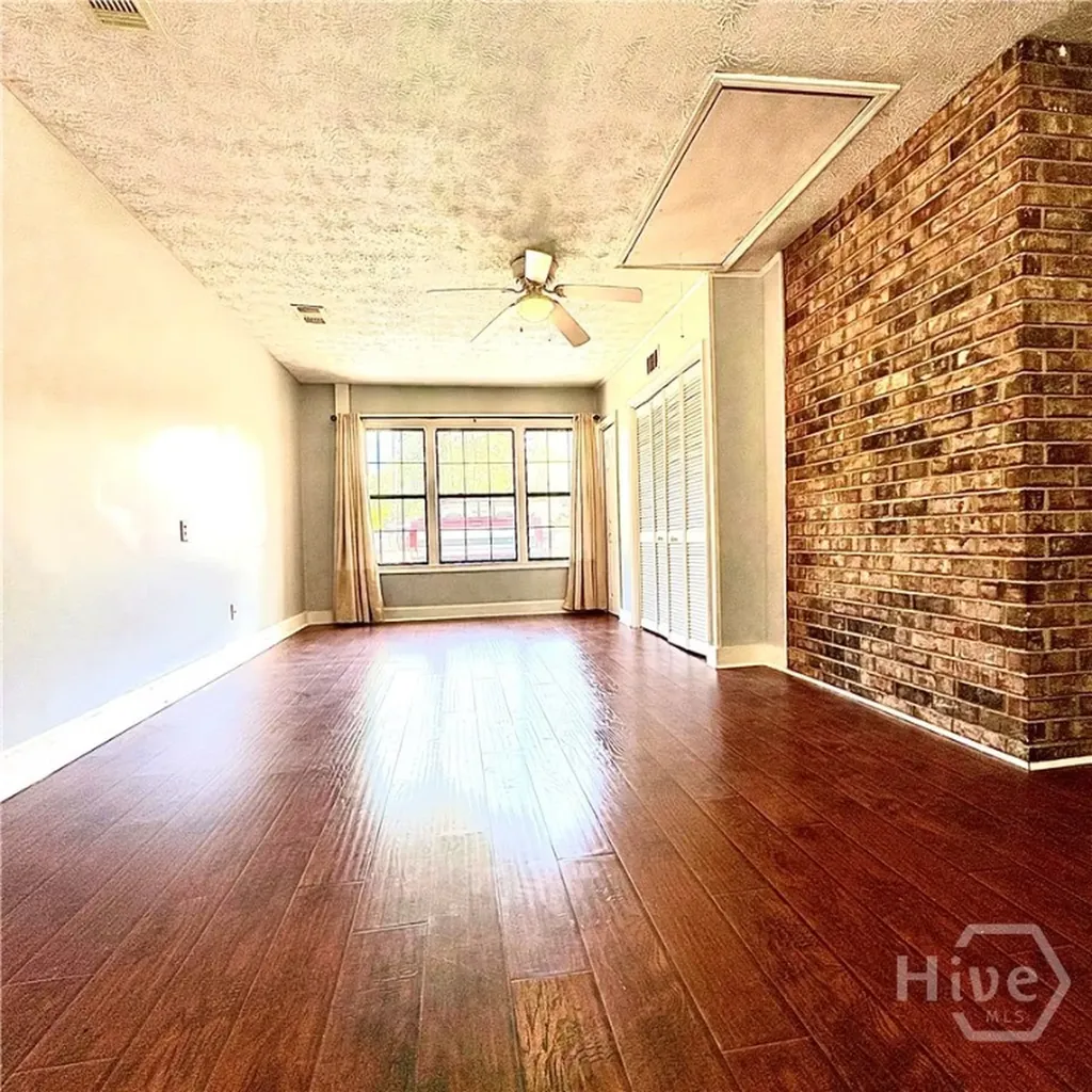 208 Westminister Road Savannah GA 31419