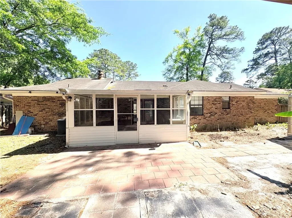 208 Westminister Road Savannah GA 31419