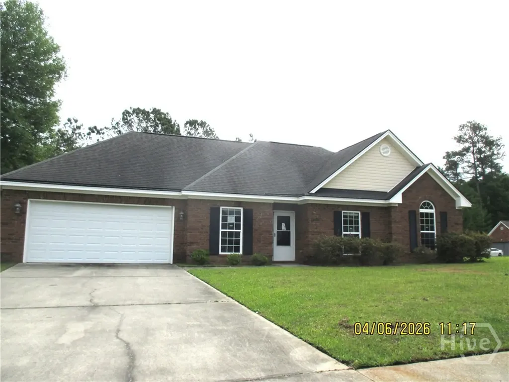 1109 Sara Lane Hinesville GA 31313