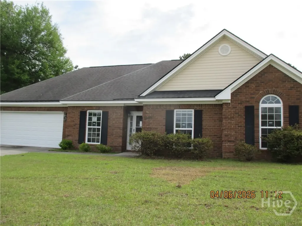 1109 Sara Lane Hinesville GA 31313