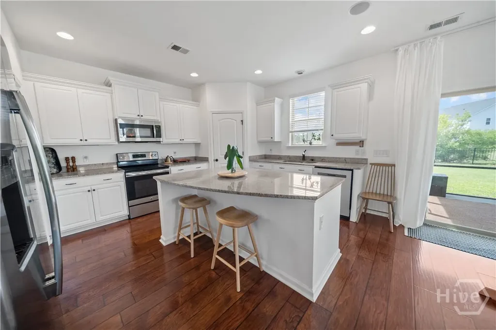 60 Mccrady Drive Richmond Hill GA 31324