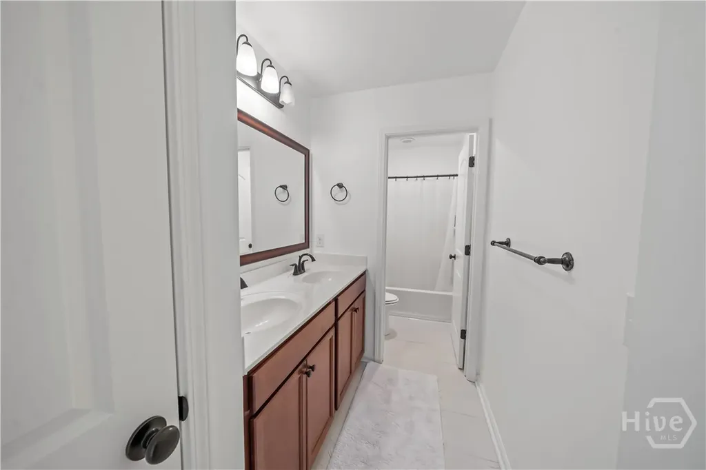 60 Mccrady Drive Richmond Hill GA 31324
