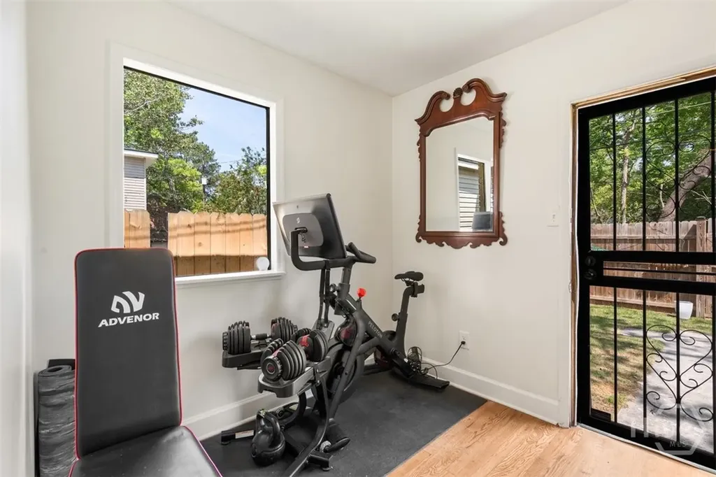 858 E 35th Street Savannah GA 31401