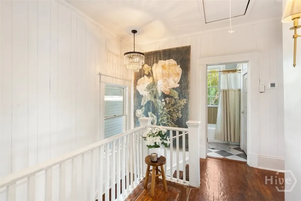 858 E 35th Street Savannah GA 31401