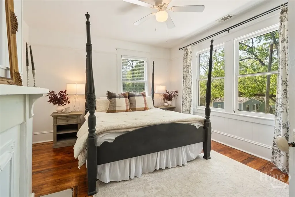 858 E 35th Street Savannah GA 31401
