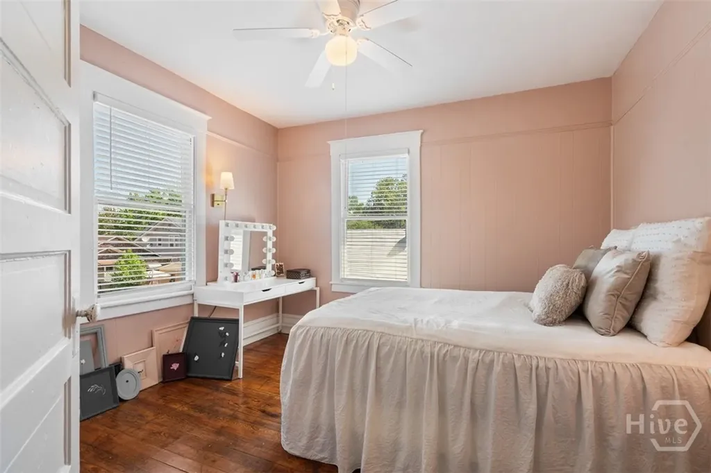 858 E 35th Street Savannah GA 31401