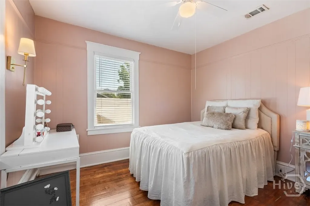 858 E 35th Street Savannah GA 31401