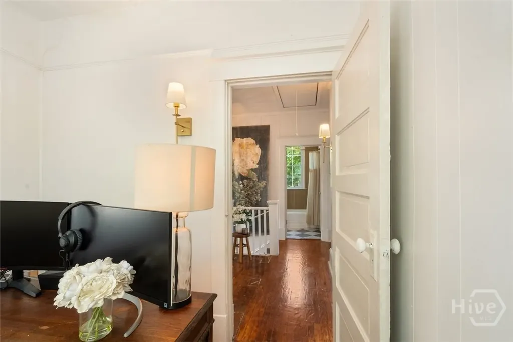 858 E 35th Street Savannah GA 31401