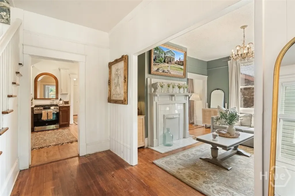 858 E 35th Street Savannah GA 31401