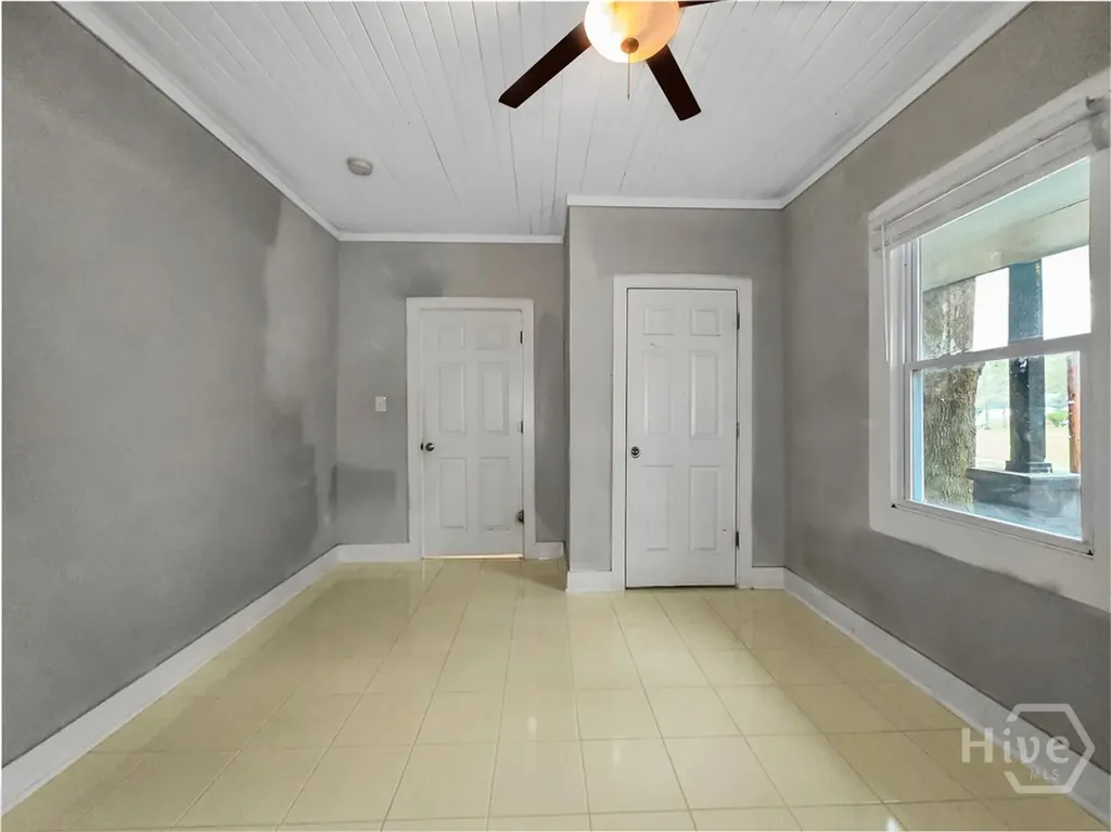109 W 57th Street Savannah GA 31405