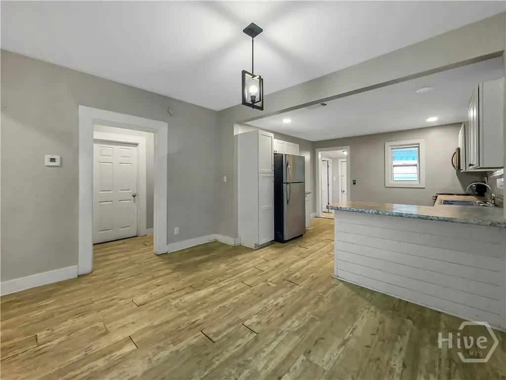 109 W 57th Street Savannah GA 31405