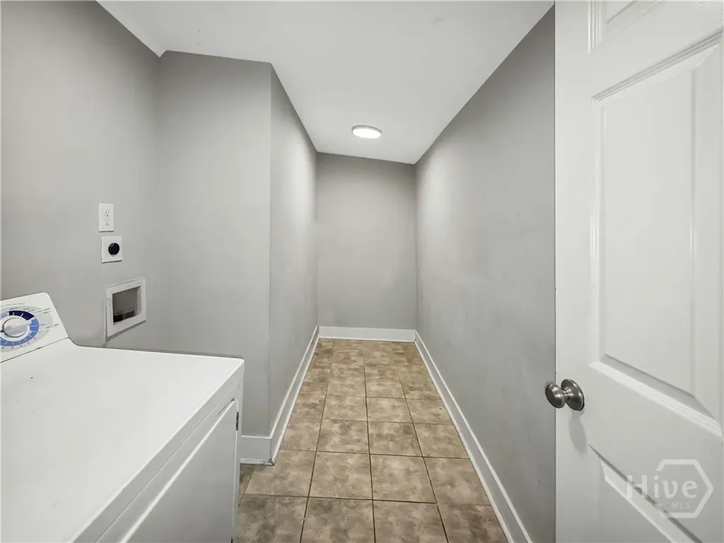 109 W 57th Street Savannah GA 31405
