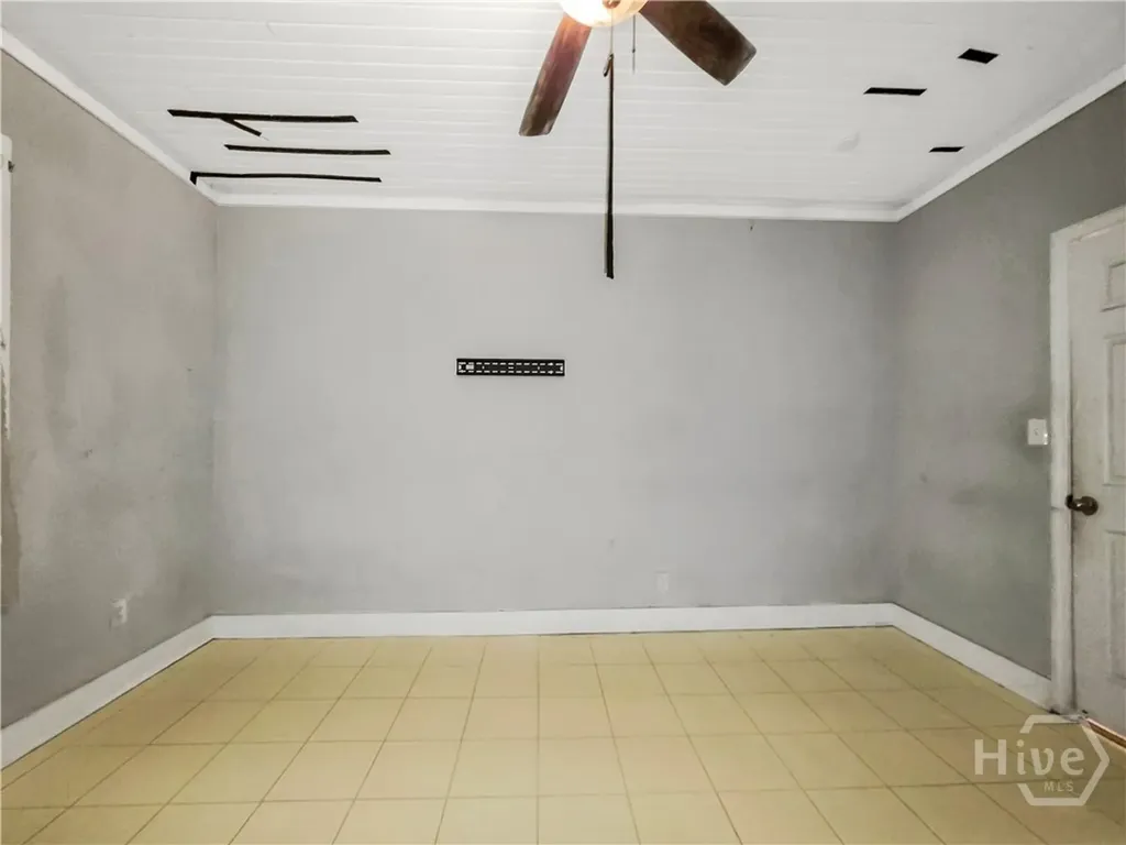 109 W 57th Street Savannah GA 31405