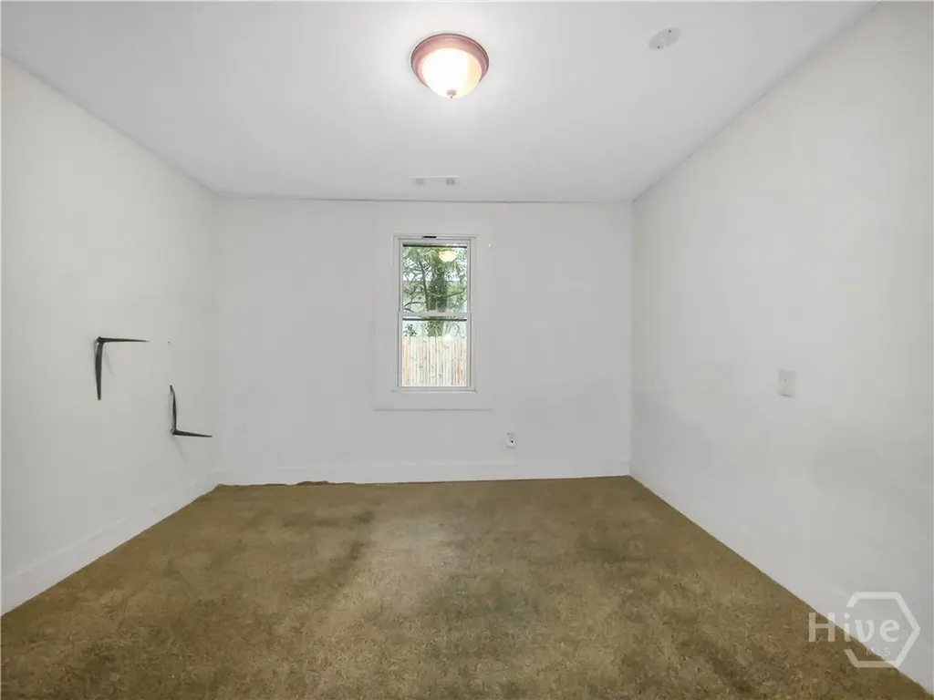 109 W 57th Street Savannah GA 31405
