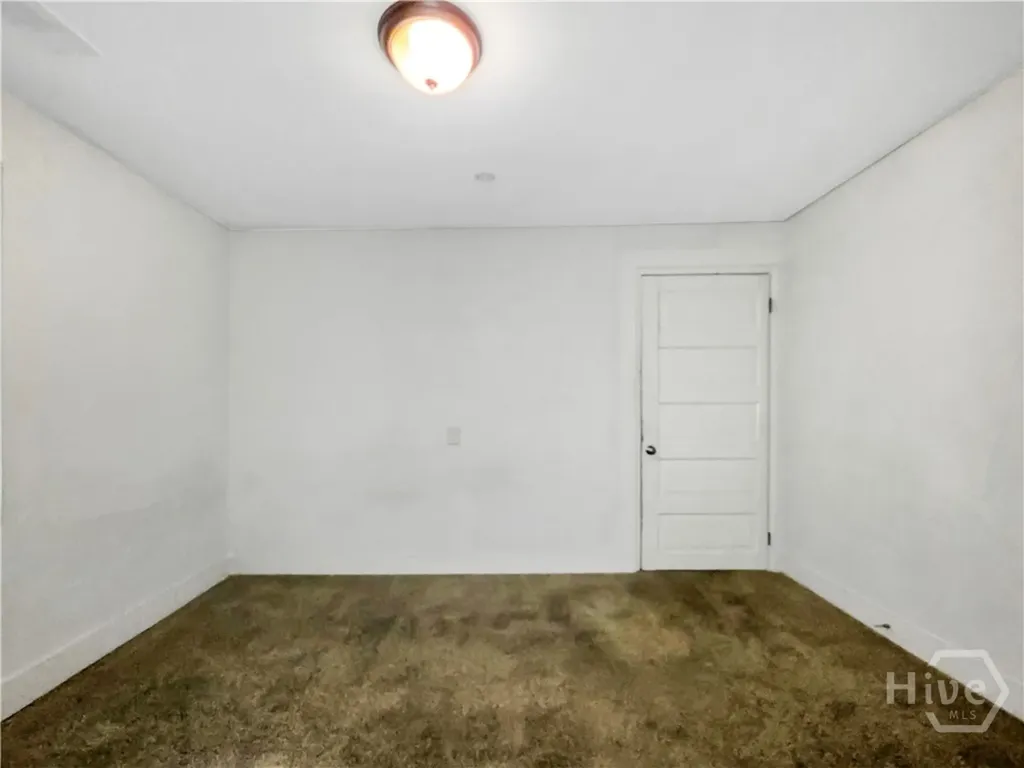 109 W 57th Street Savannah GA 31405