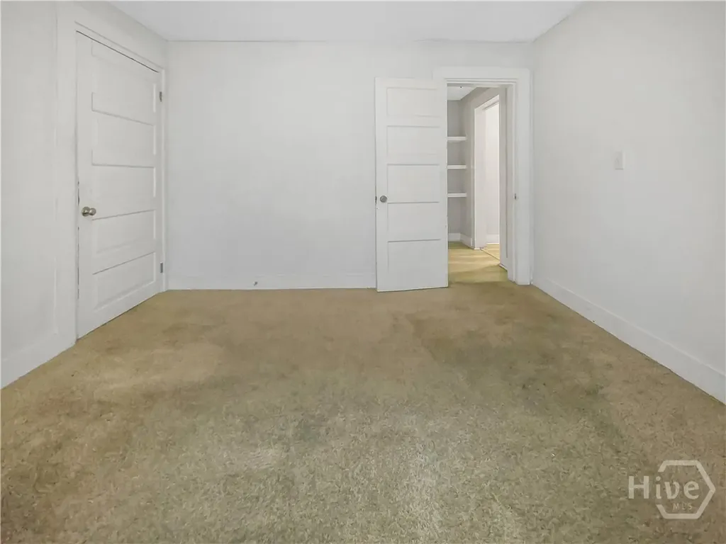 109 W 57th Street Savannah GA 31405