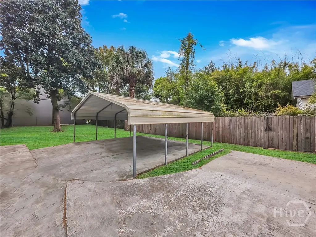109 W 57th Street Savannah GA 31405