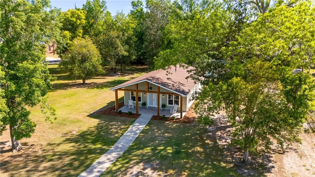 406 Church Street Guyton GA 31312