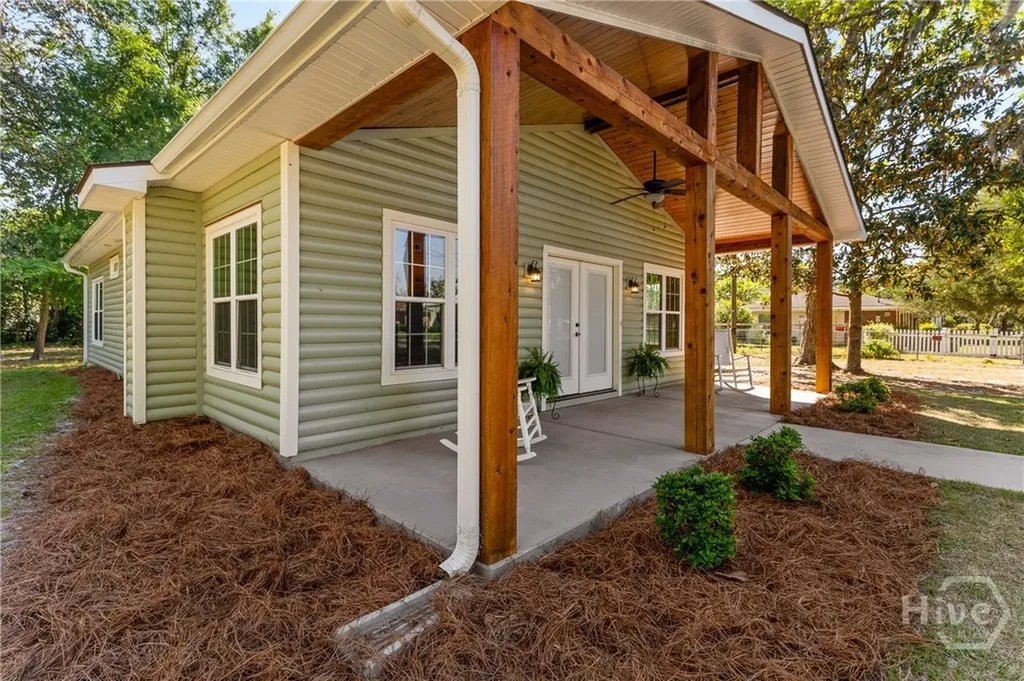 406 Church Street Guyton GA 31312