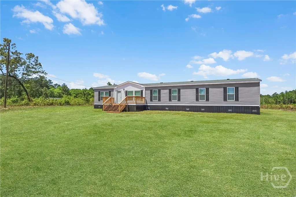 221 County Line Road Hinesville GA 31313