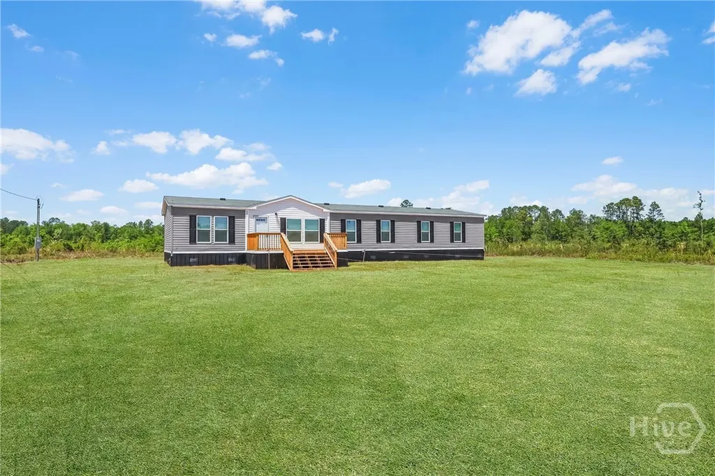 221 County Line Road Hinesville GA 31313
