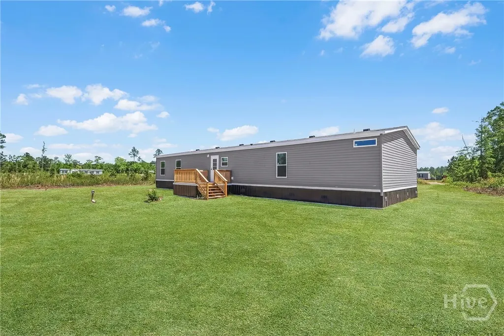 221 County Line Road Hinesville GA 31313