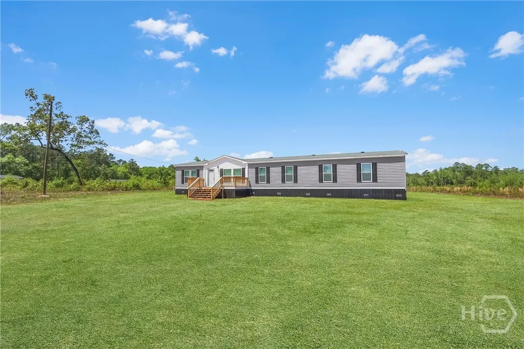 221 County Line Road Hinesville GA 31313