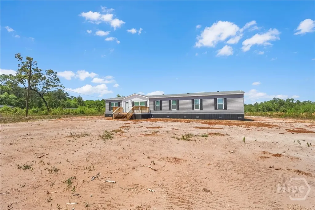 221 County Line Road Hinesville GA 31313