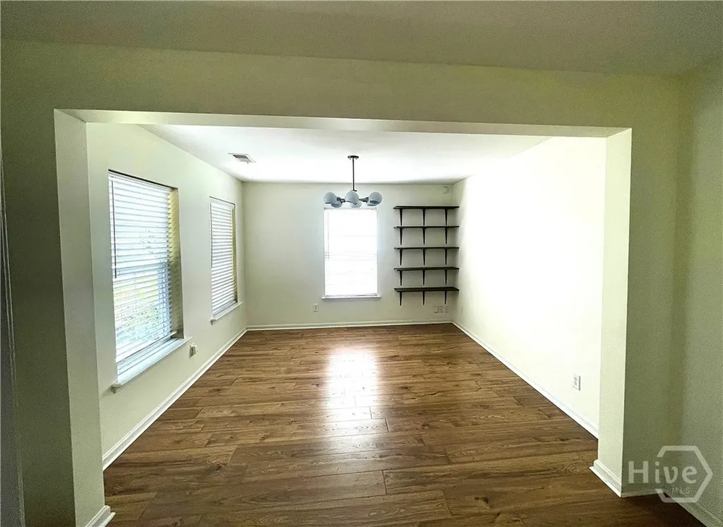 6 Timber Crest Court Savannah GA 31407