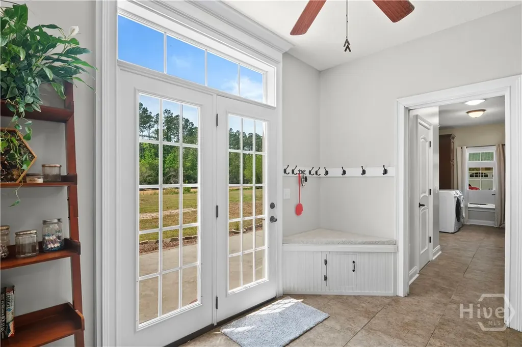 1198 Fiddlers Cove NE Townsend GA 31331