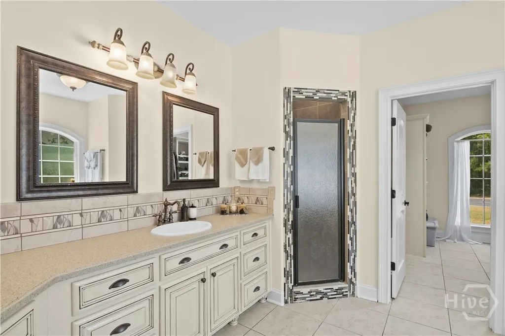 1198 Fiddlers Cove NE Townsend GA 31331