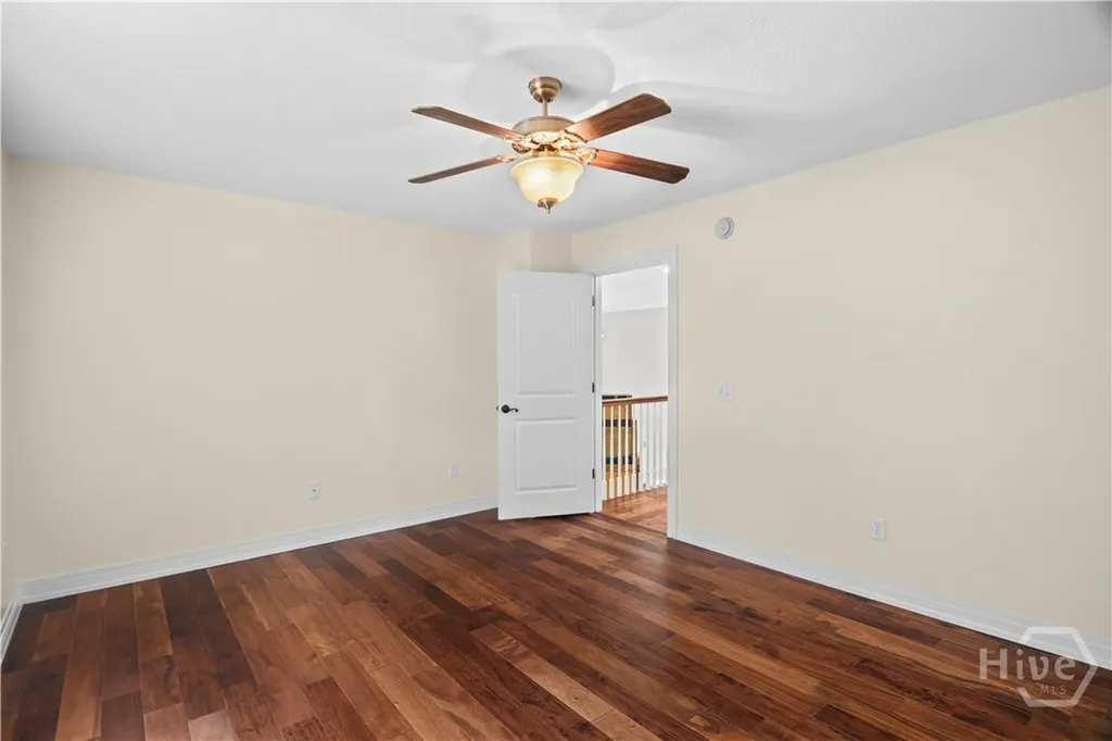 1198 Fiddlers Cove NE Townsend GA 31331