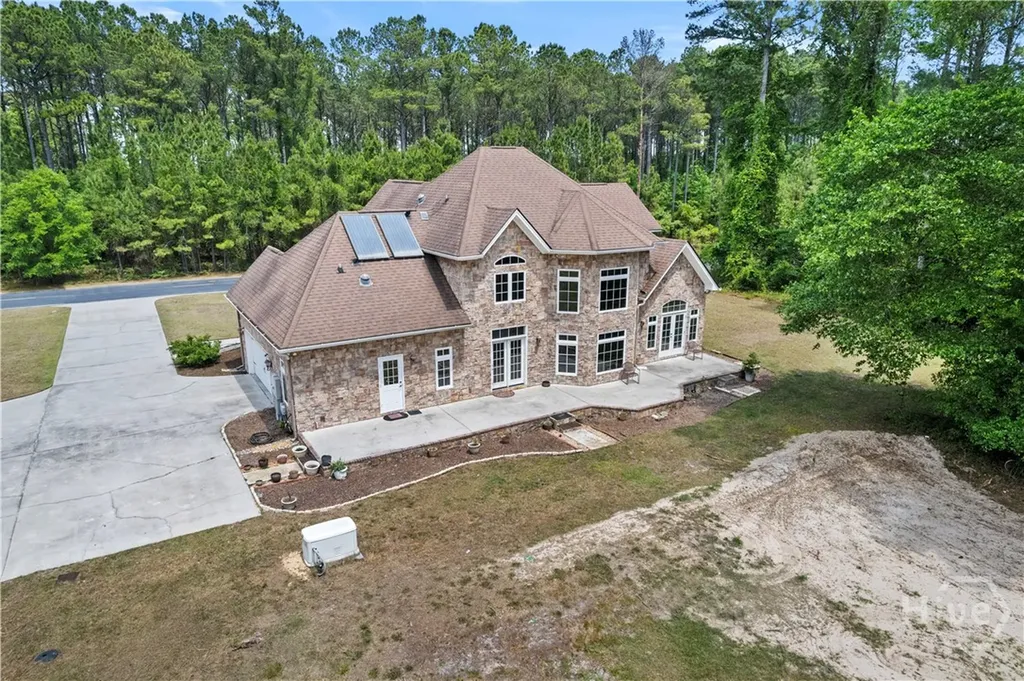 1198 Fiddlers Cove NE Townsend GA 31331