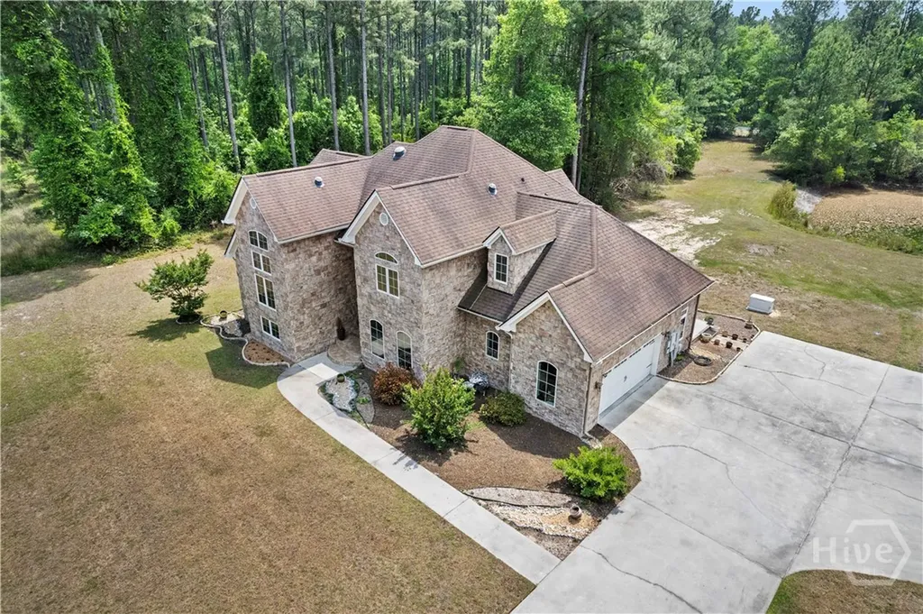 1198 Fiddlers Cove NE Townsend GA 31331