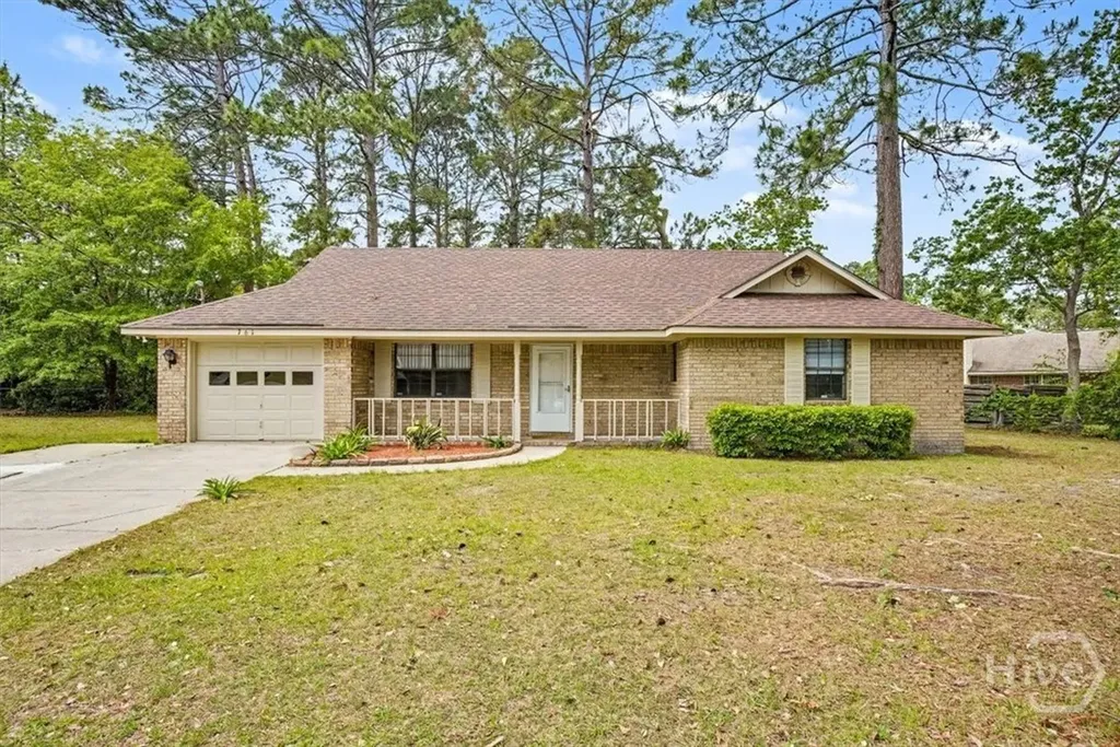 761 Robin Hood Drive Hinesville GA 31313
