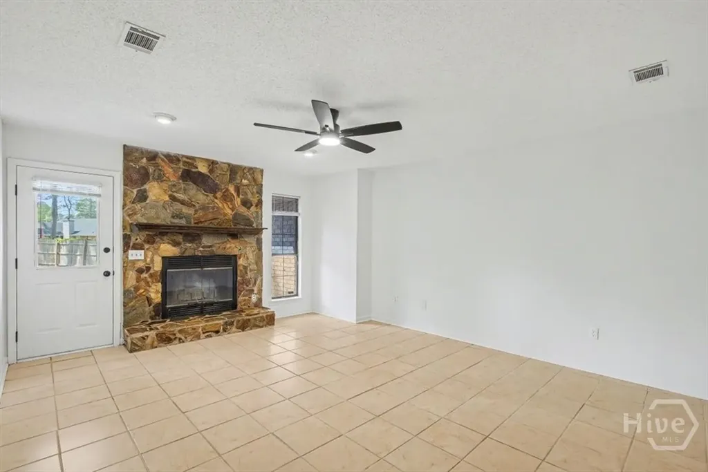761 Robin Hood Drive Hinesville GA 31313