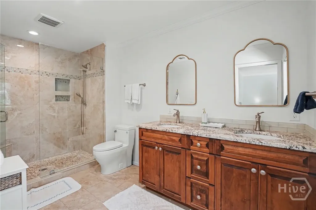 2 Brooks Lane Savannah GA 31411