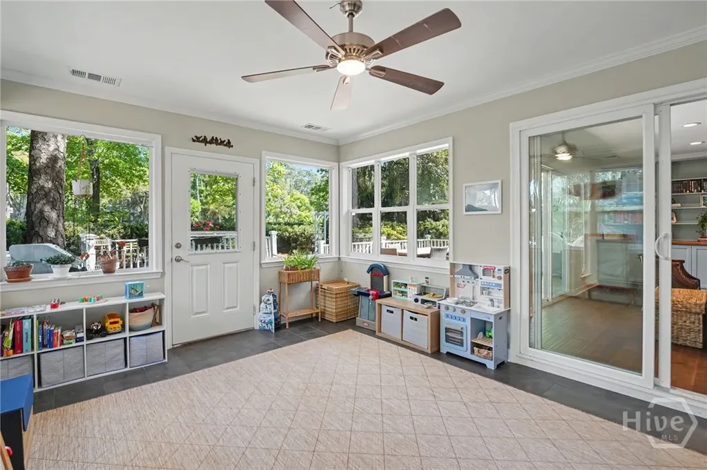 2 Brooks Lane Savannah GA 31411