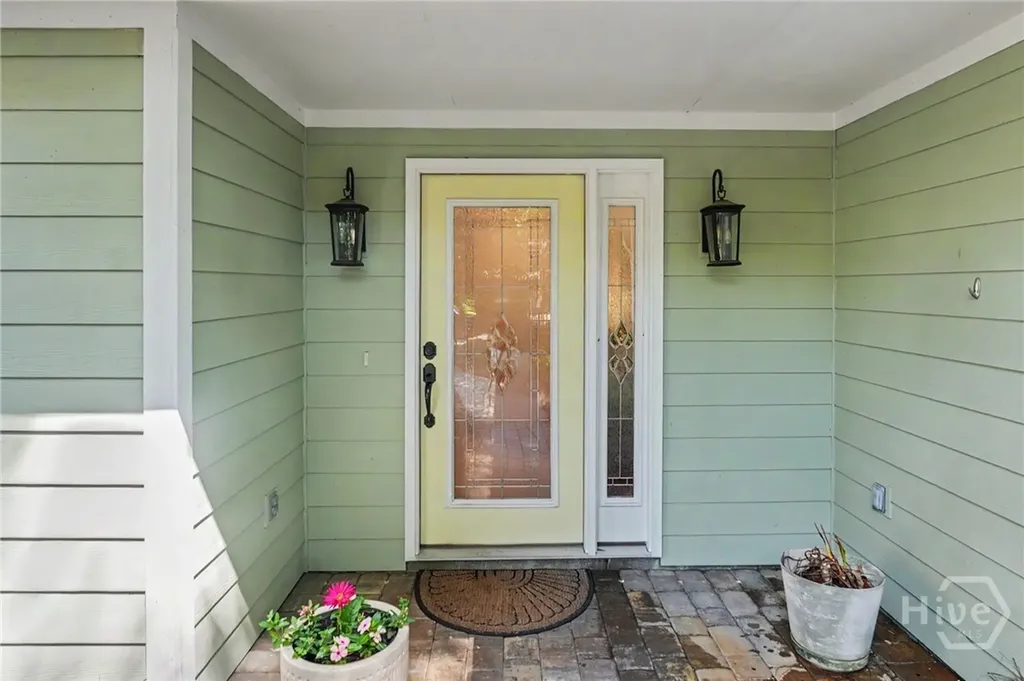 2 Brooks Lane Savannah GA 31411