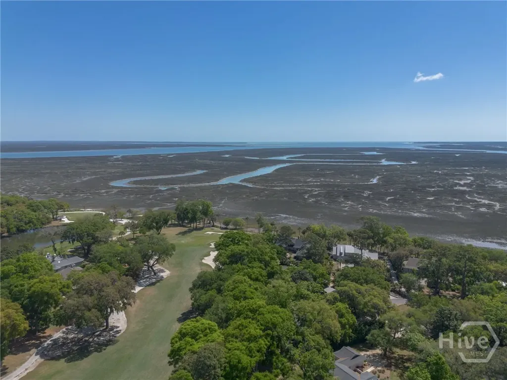 2 Brooks Lane Savannah GA 31411